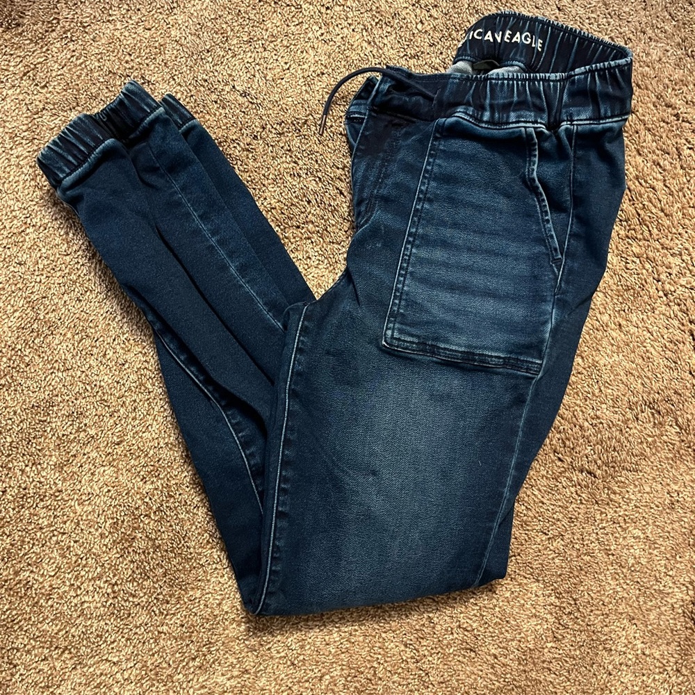 American eagle jogger Jeans